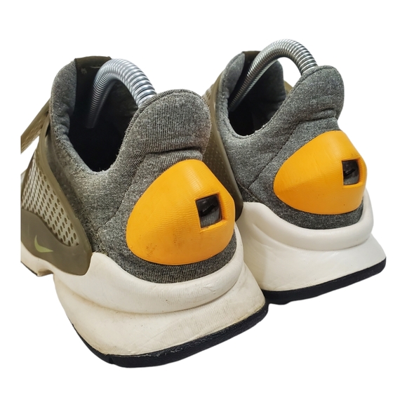 NIKE Sock Dart SE Gray Running Shoes Slip On - Picture 9 of 12